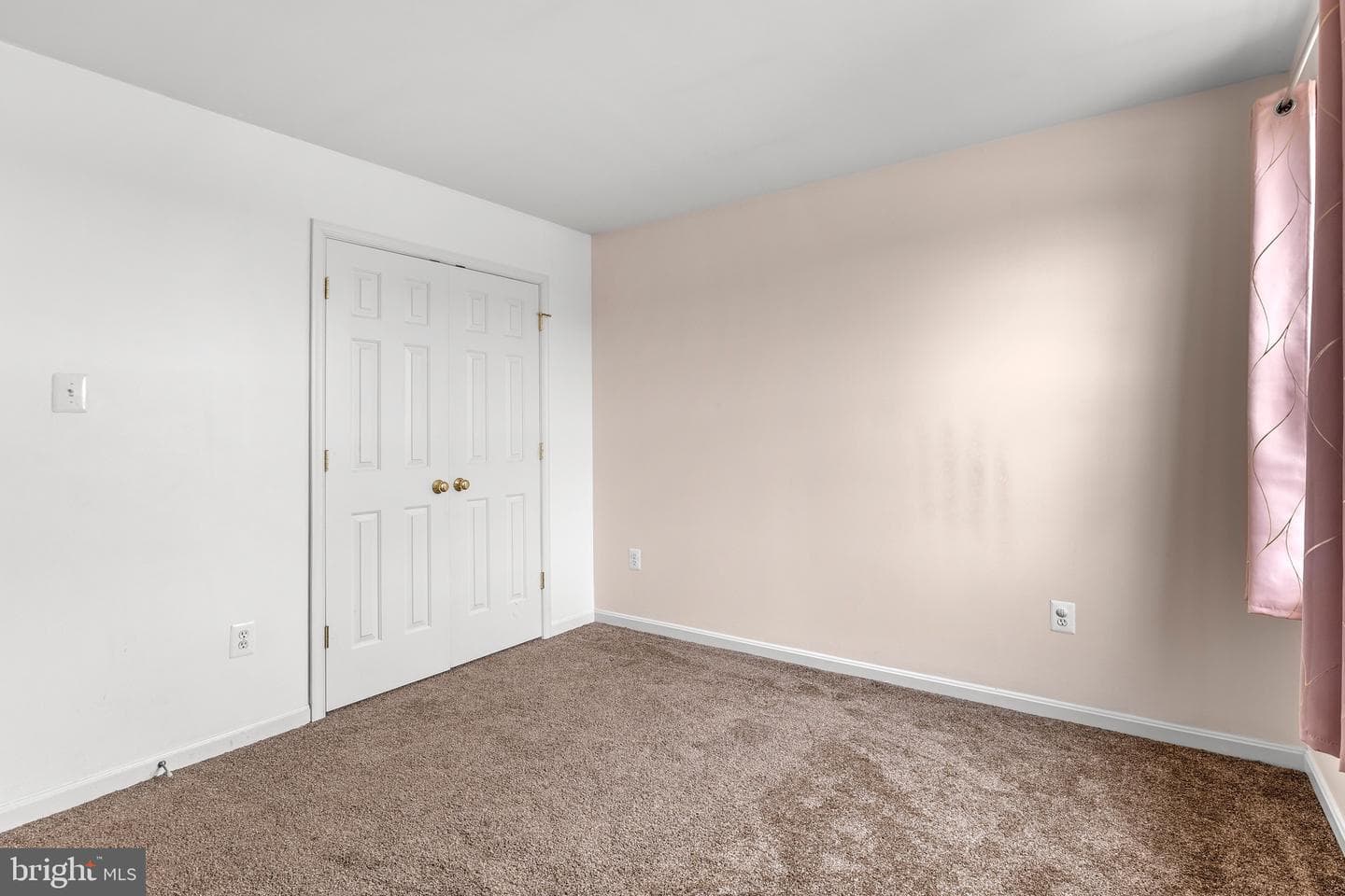 155 Hunter Creek Drive photo 29