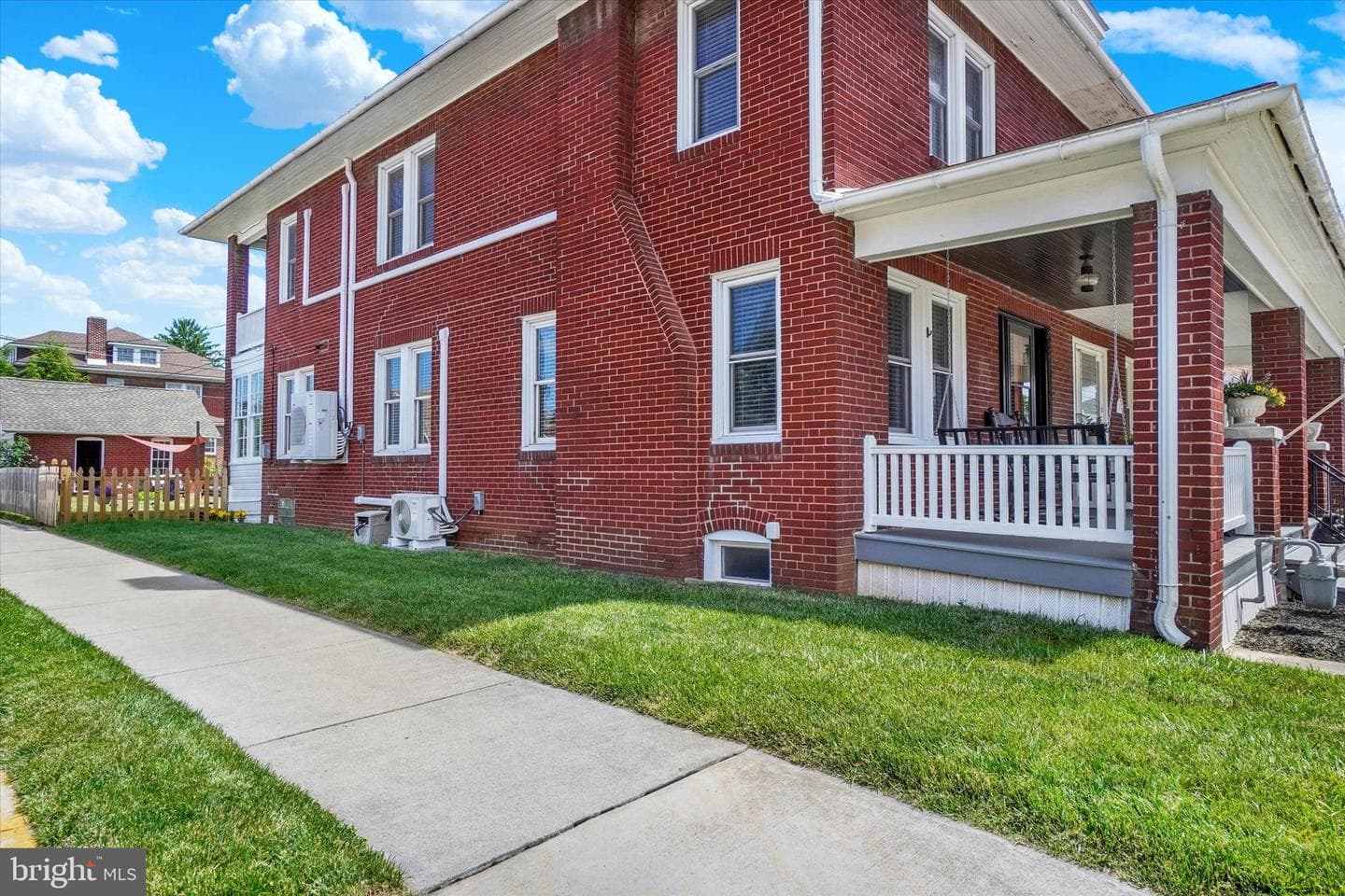 1651 W Philadelphia Street photo 29