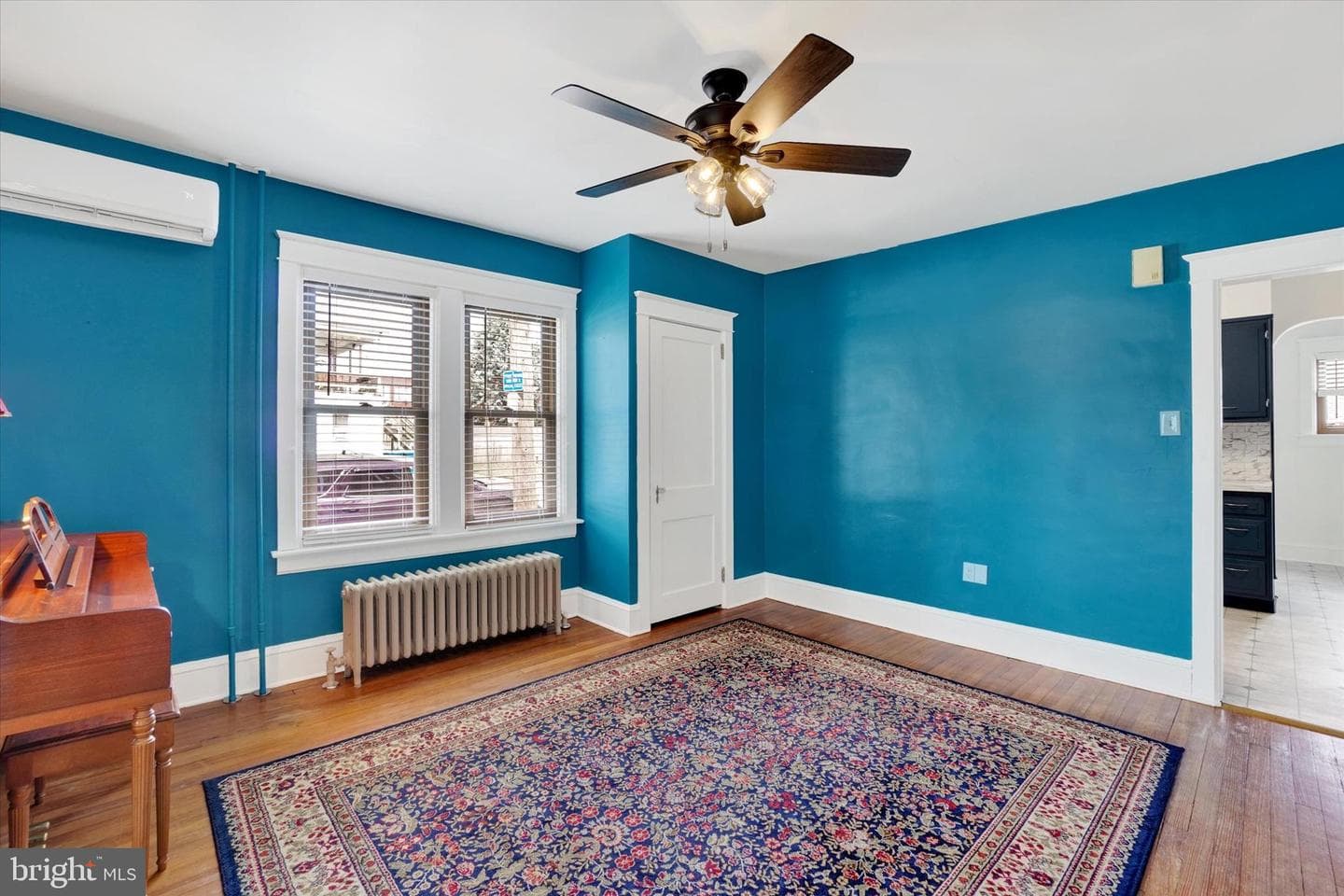 1651 W Philadelphia Street photo 6
