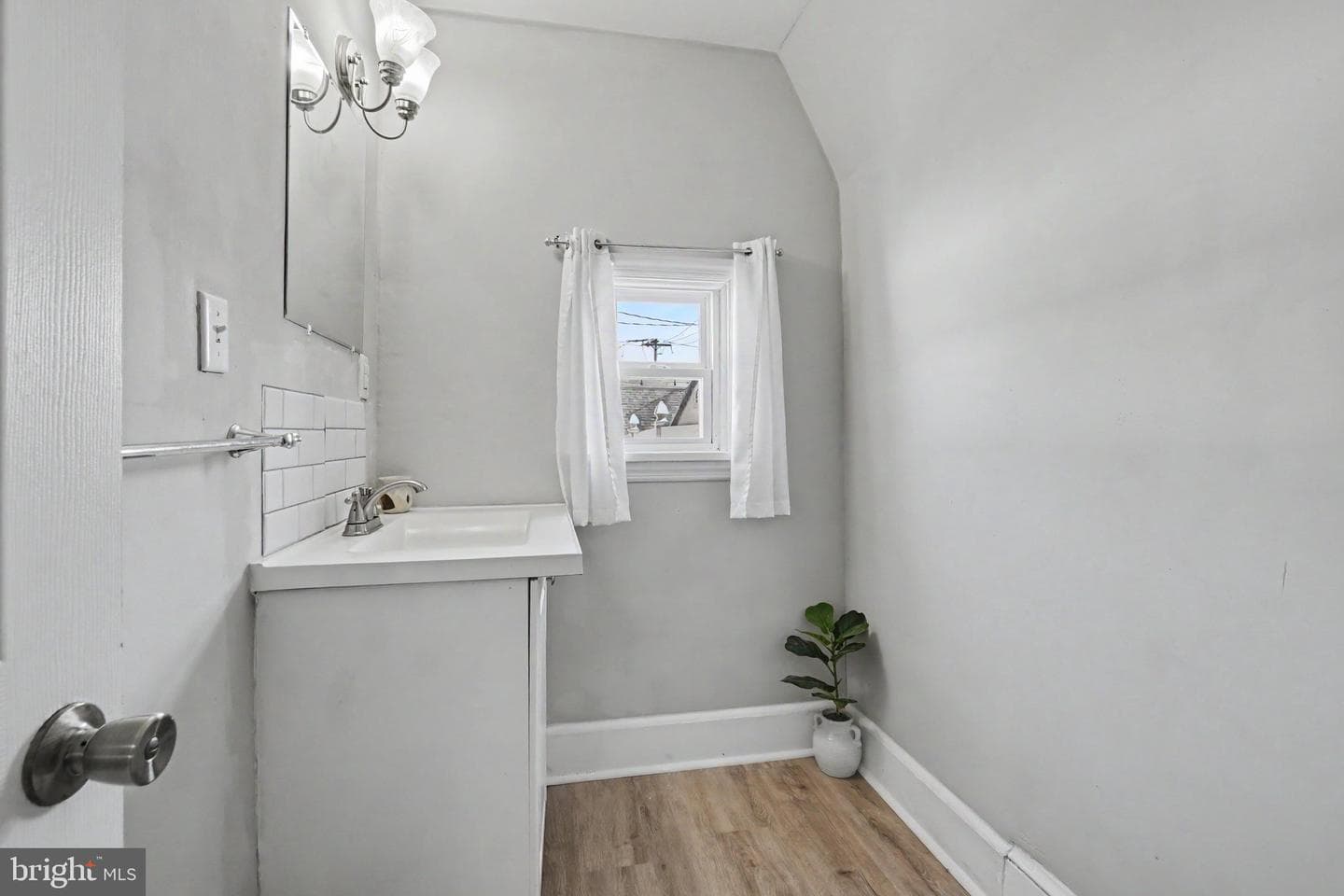 1703 Monroe Street photo 18