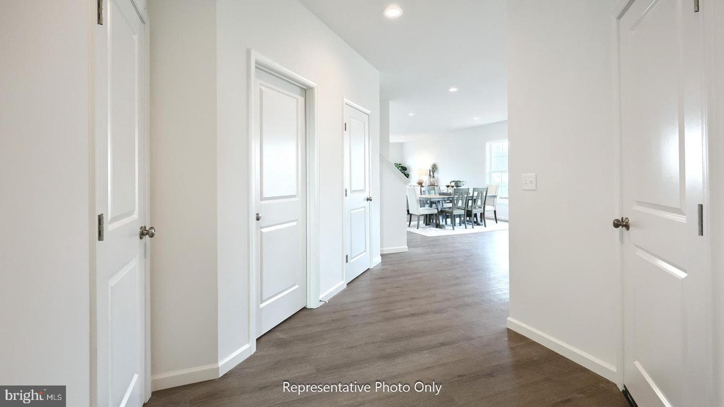 7487 Saint Patrick Court photo 18