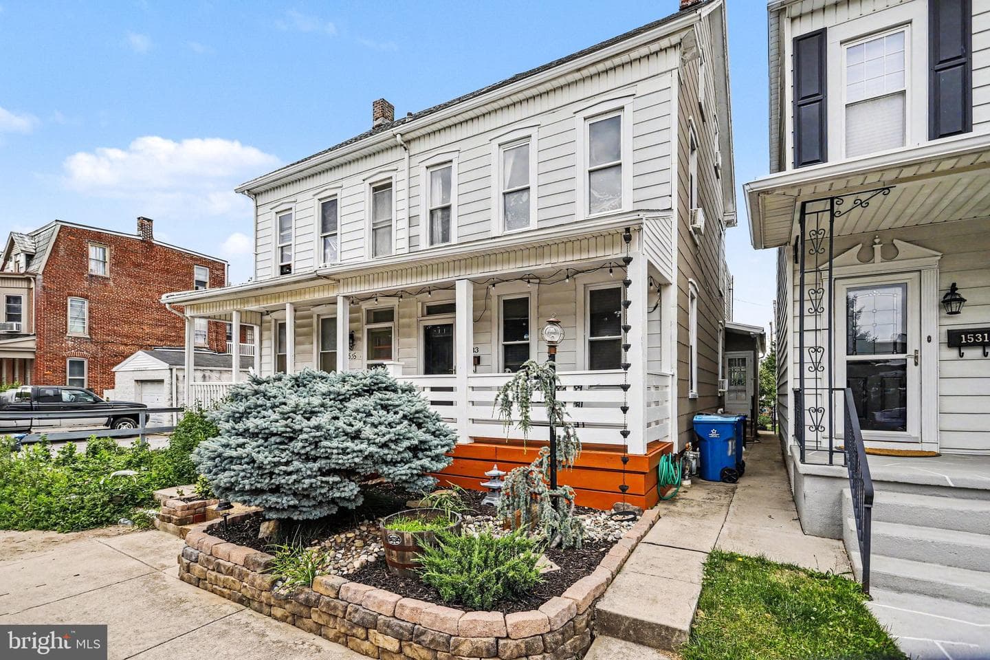1533 Monroe Street photo 3