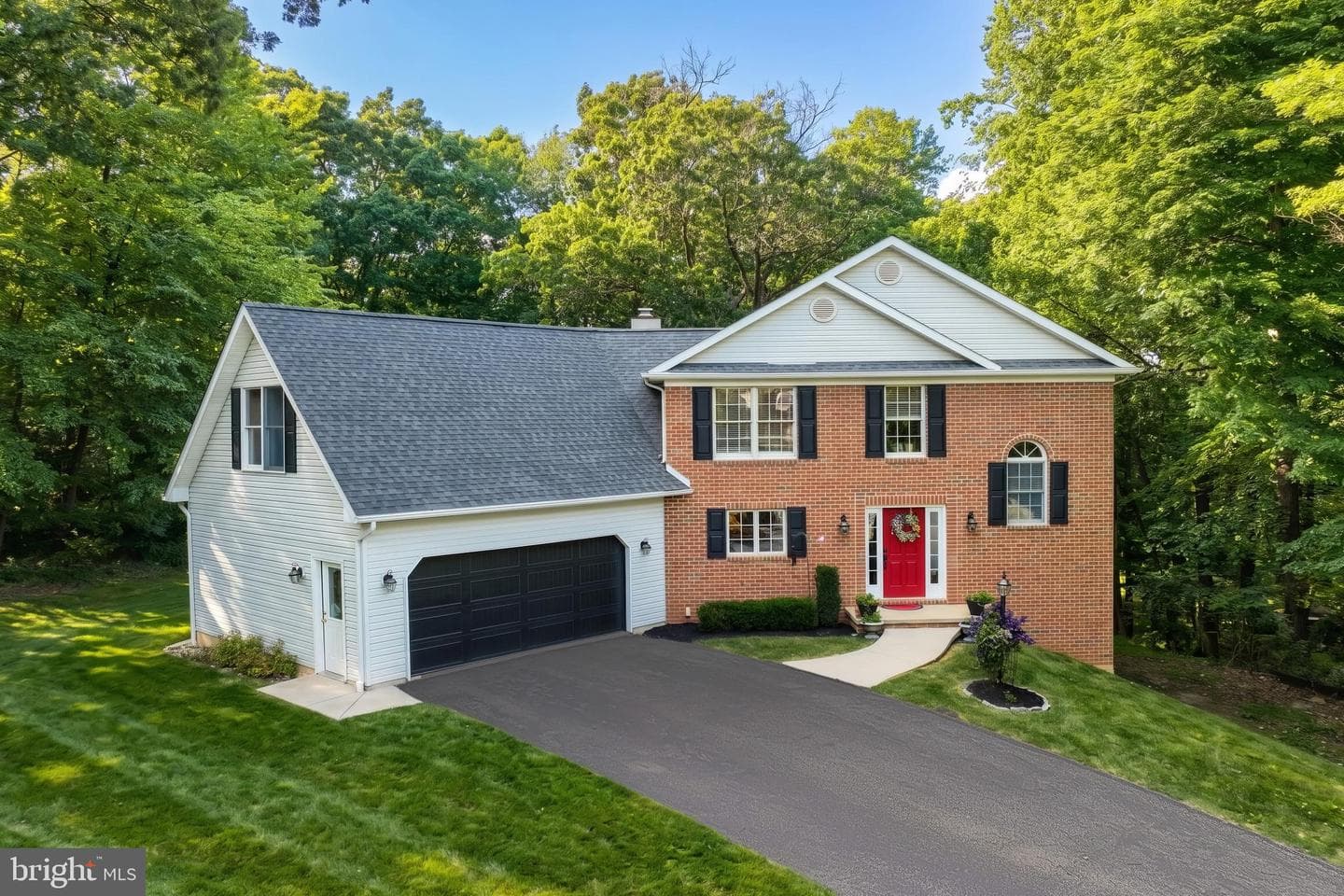 2251 Tall Oaks Lane, York