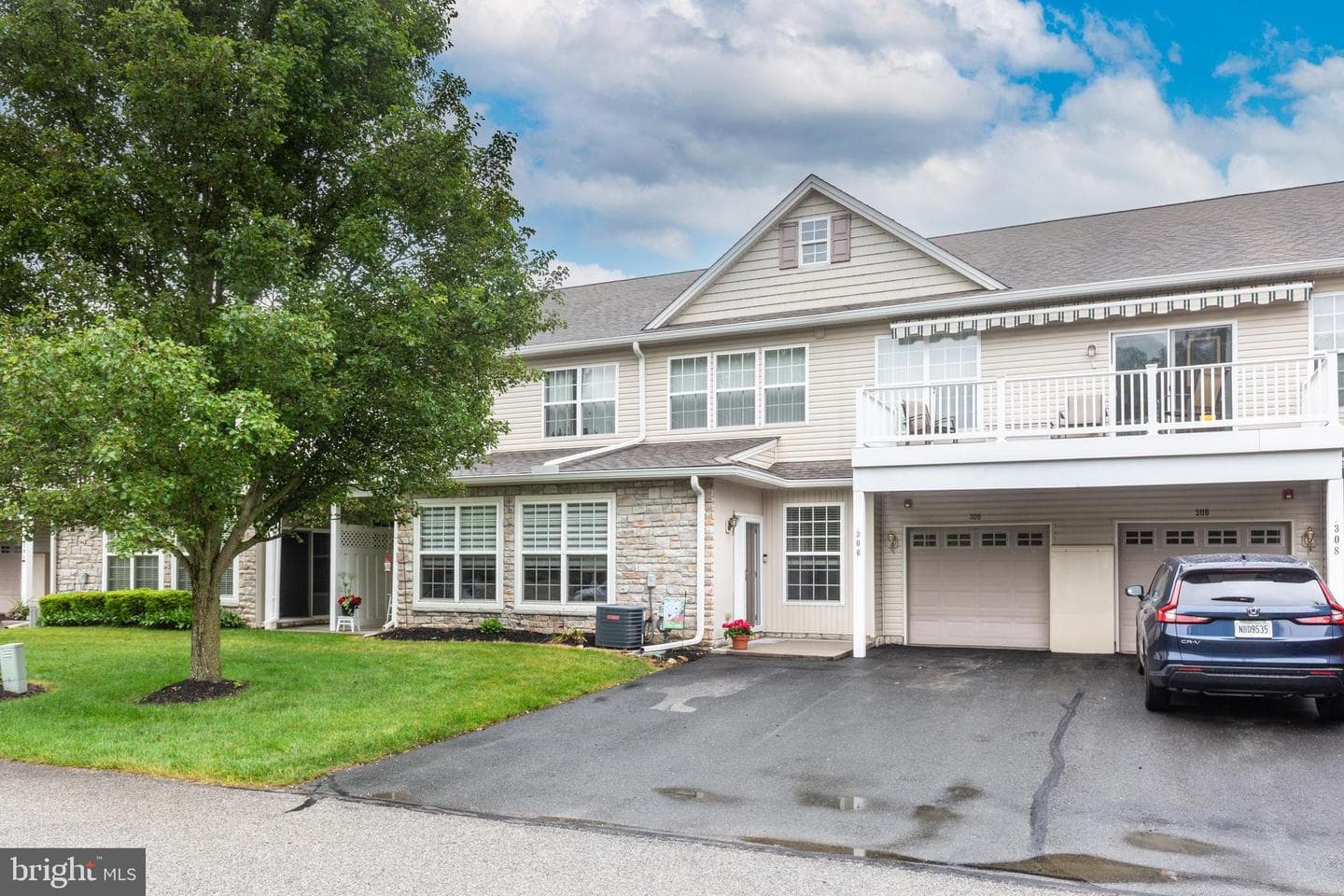 306 N Marshview Road #306 photo 2