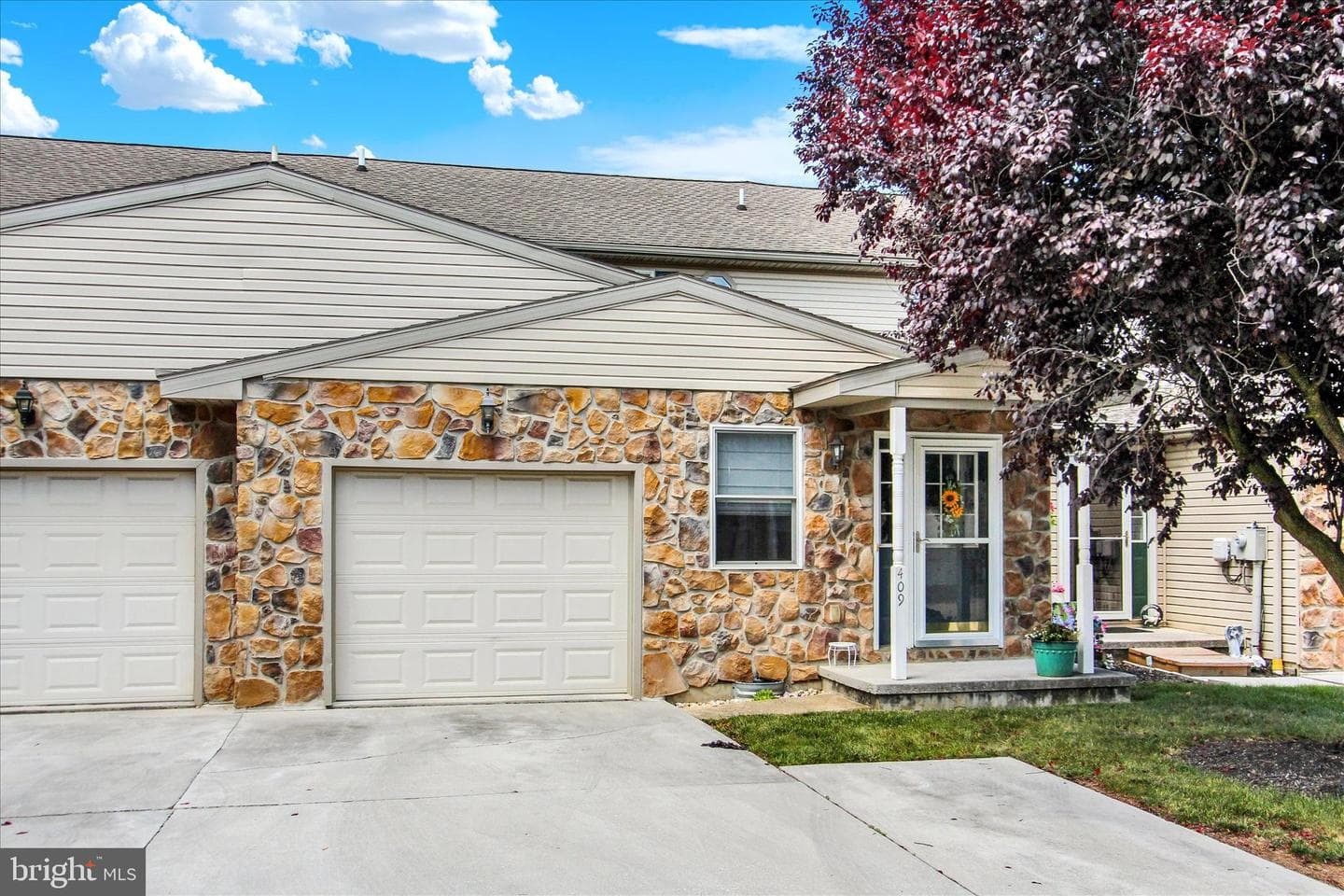409 Springbrook Court, Hanover