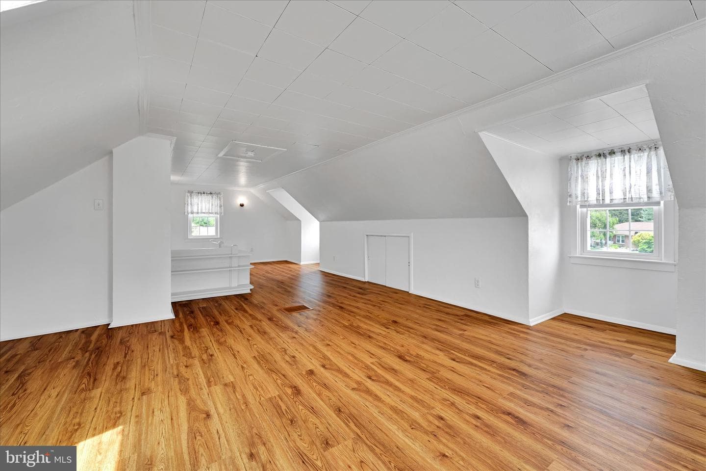 2308 S Pine Street photo 18
