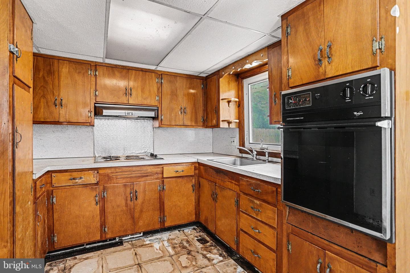 1022 Edison Street photo 11