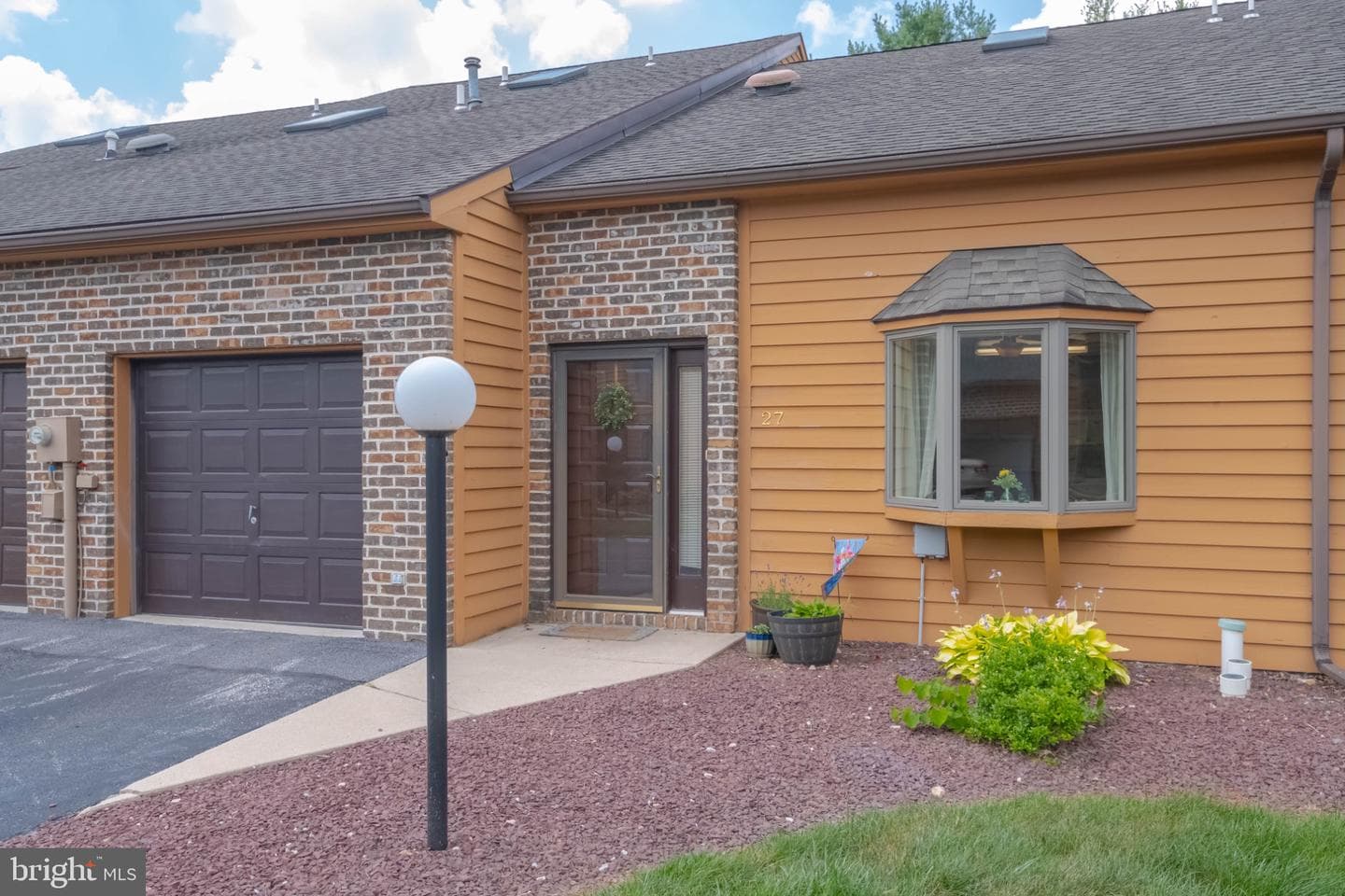 27 Westview Mnr Manor #27, York