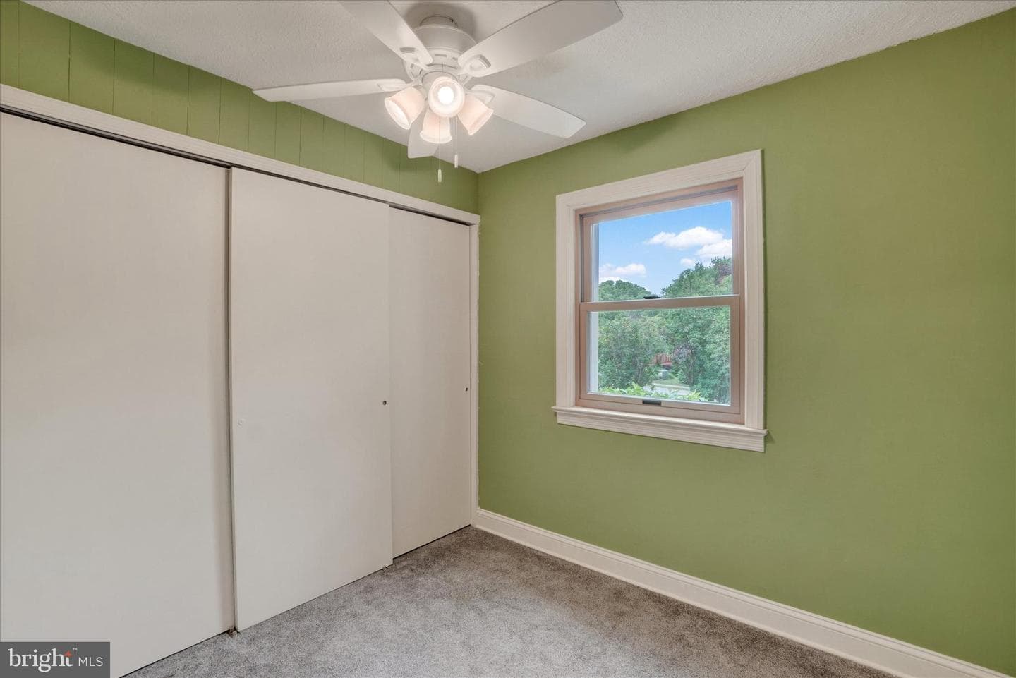 200 Evergreen Lane photo 11