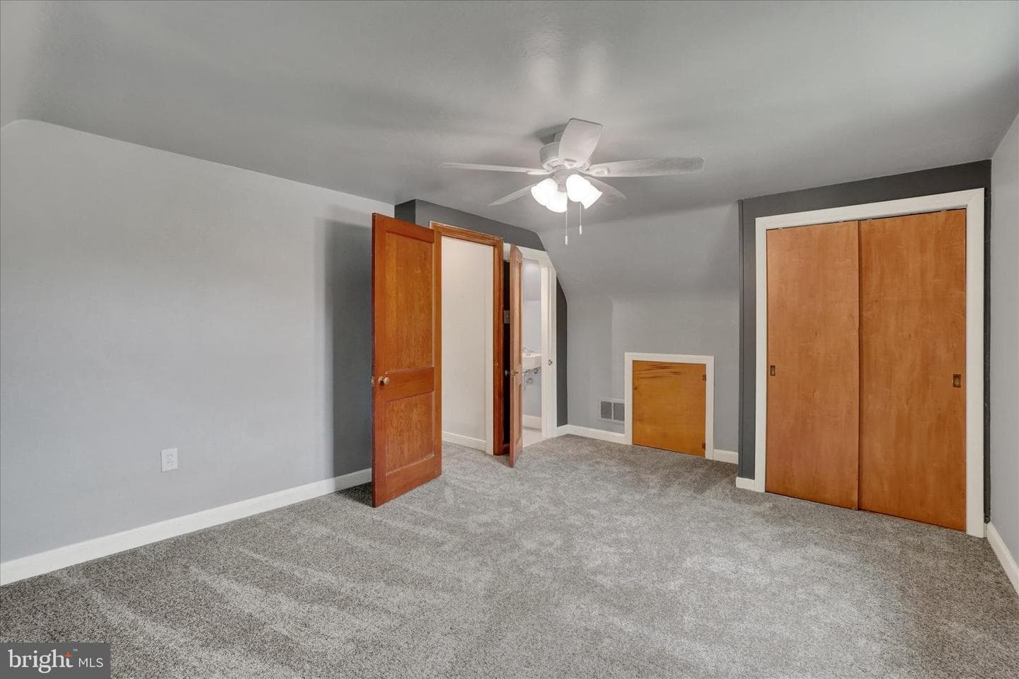 200 Evergreen Lane photo 14