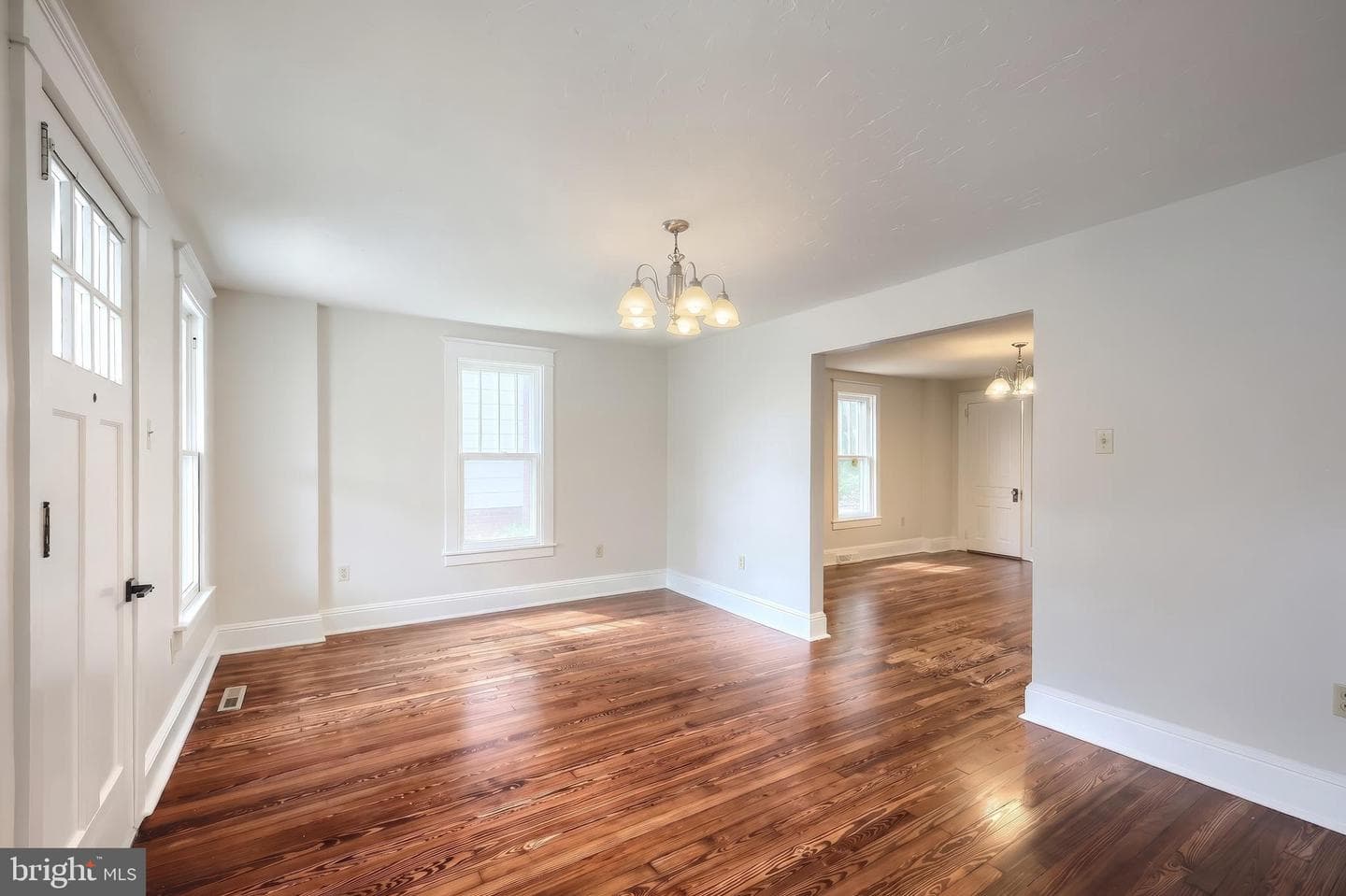 1019 W College Avenue photo 10