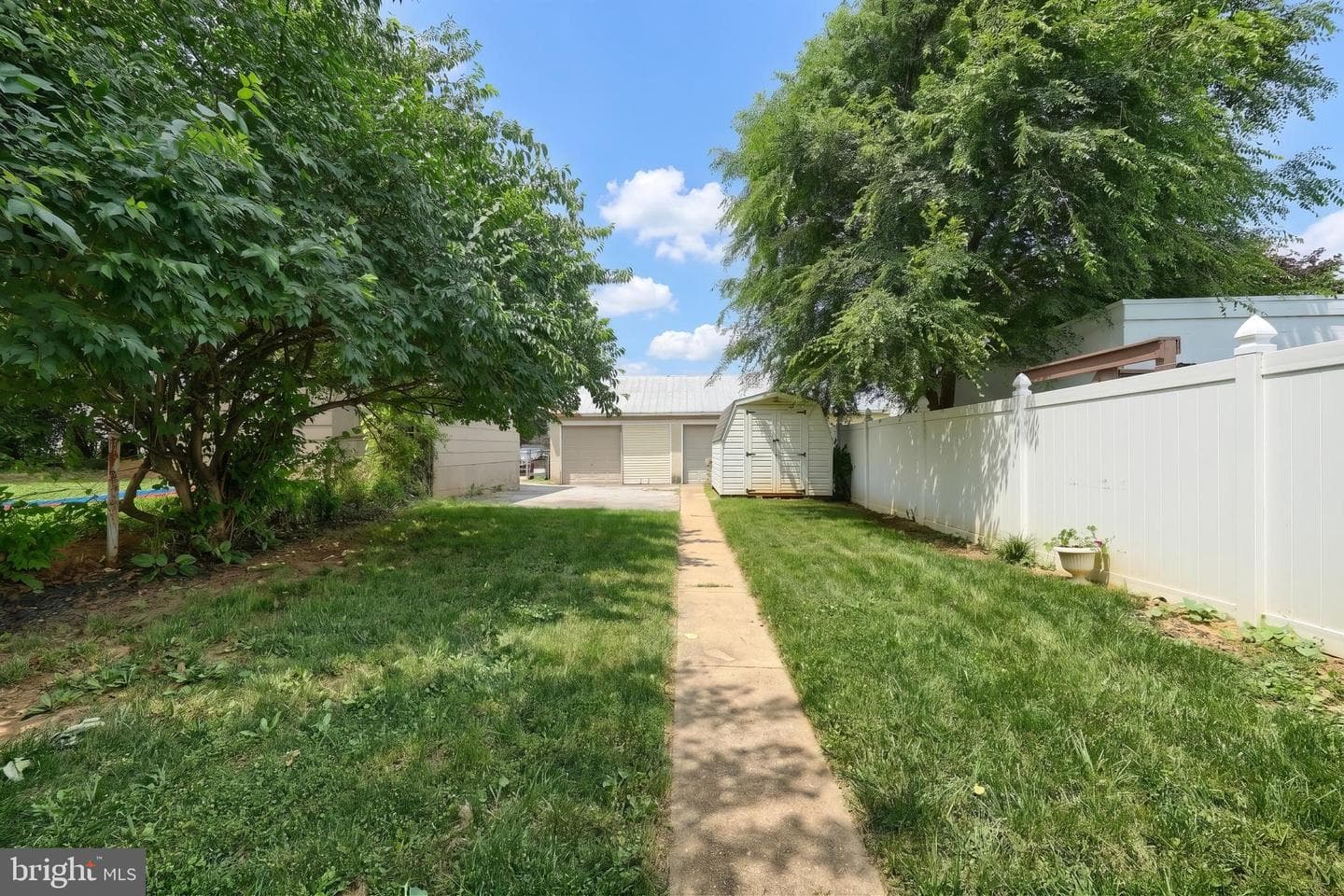1019 W College Avenue photo 5