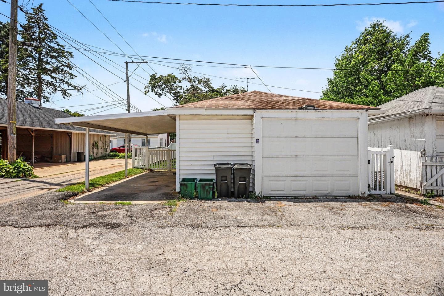 317 E Hanover Street photo 34