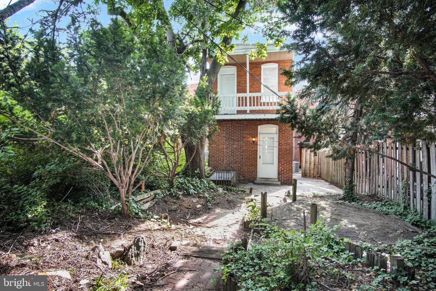 125 S Pershing Avenue photo 35