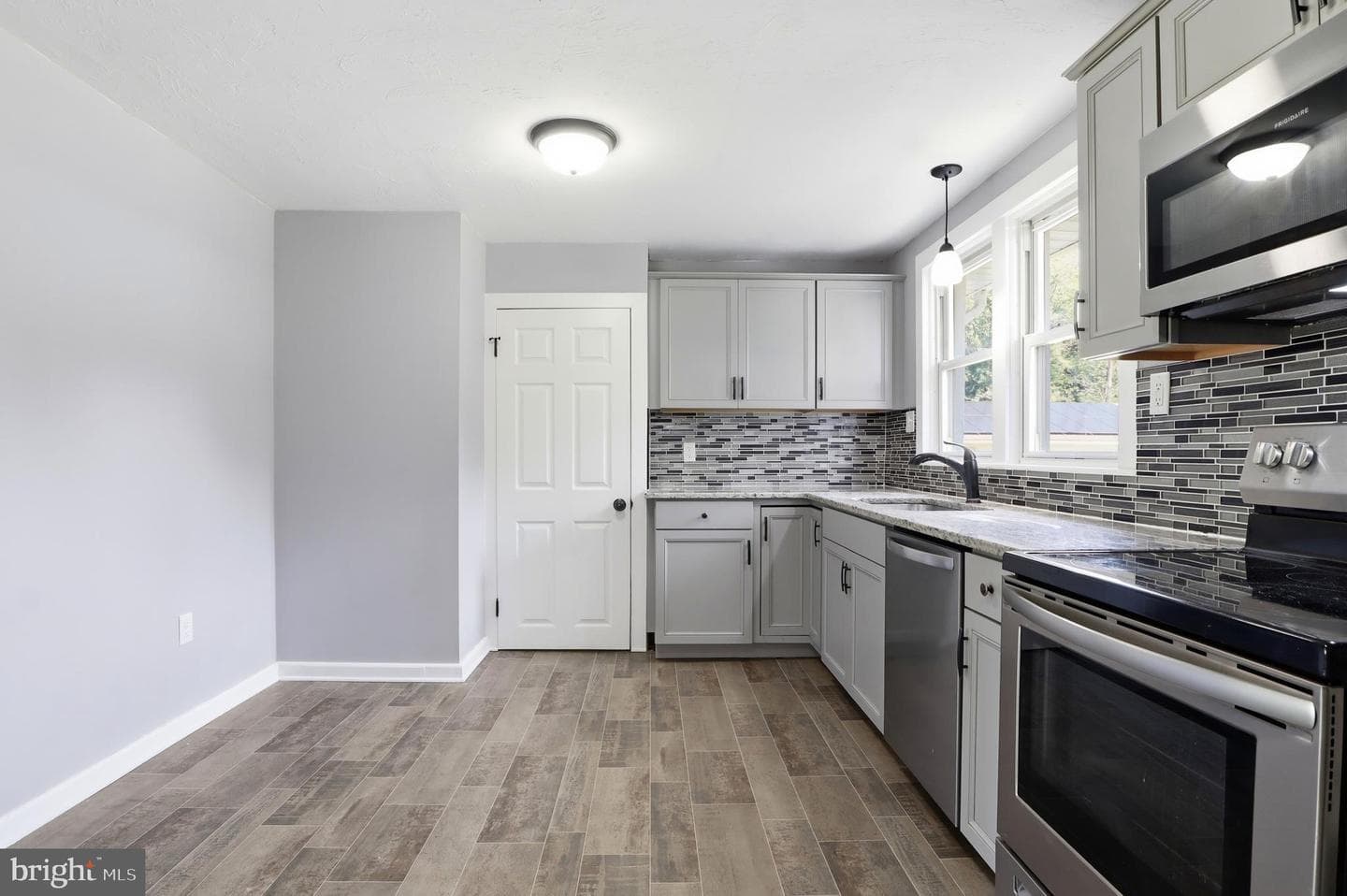 2913 Bull Road photo 8