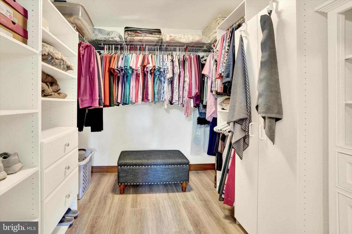 285 S Main St photo 21