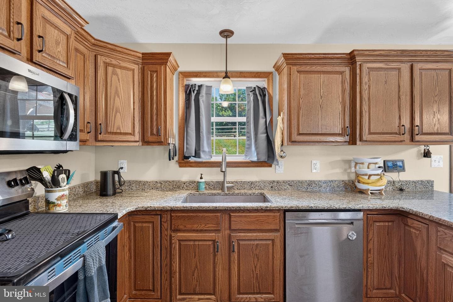 225 N Grant Road photo 15