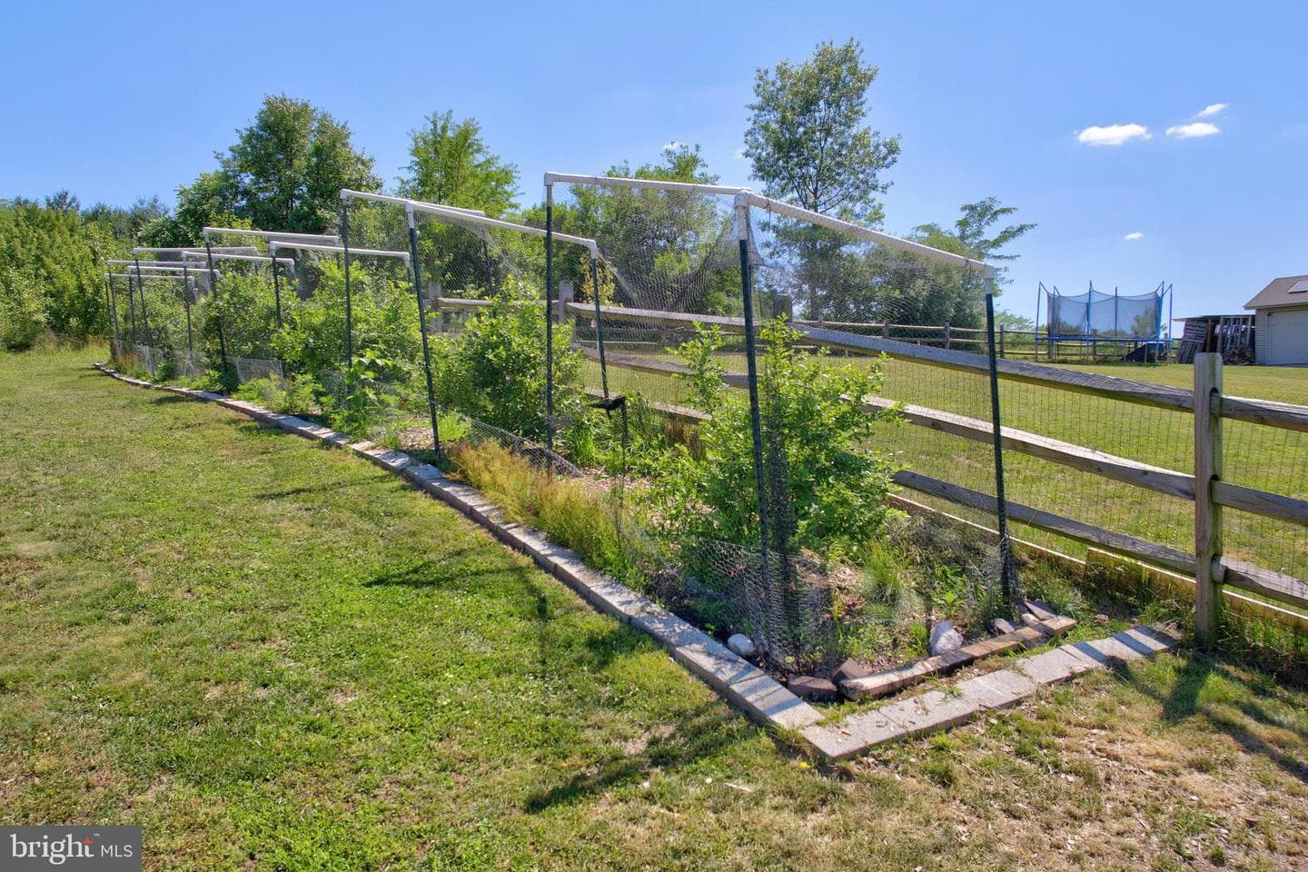 225 N Grant Road photo 35