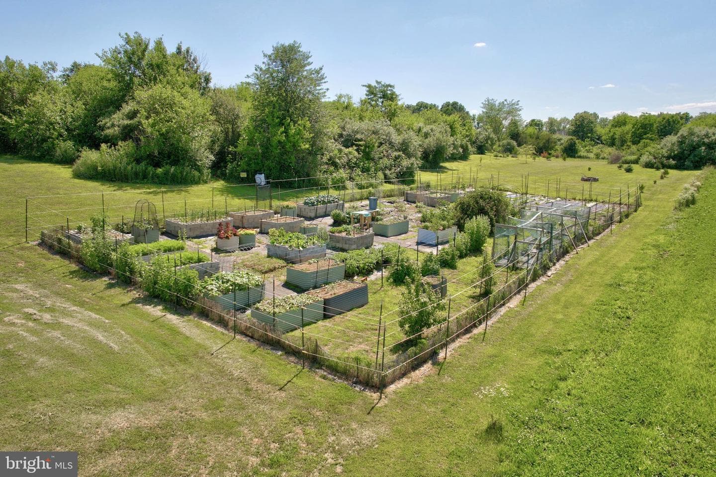 225 N Grant Road photo 36