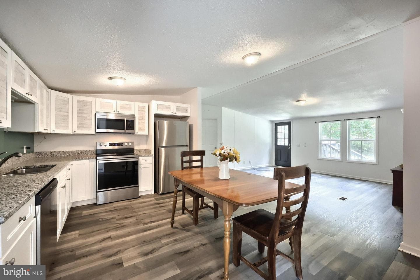 76 Laurel Drive photo 11