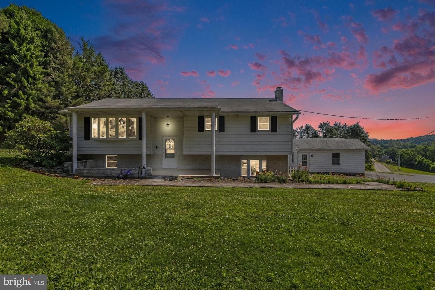 2715 Reservoir Road, Spring Grove