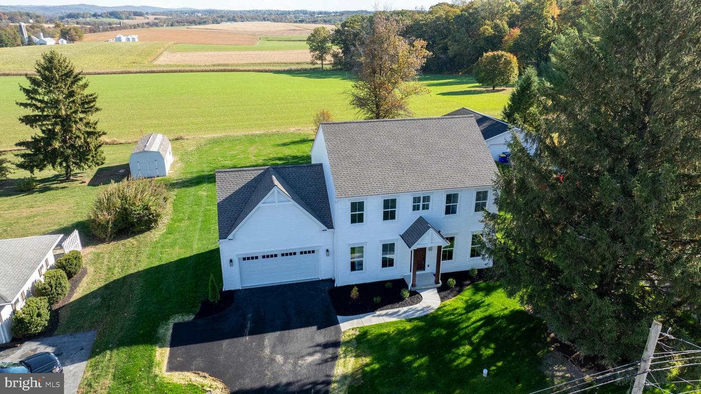 7393 Yellow Church Road, Seven Valleys