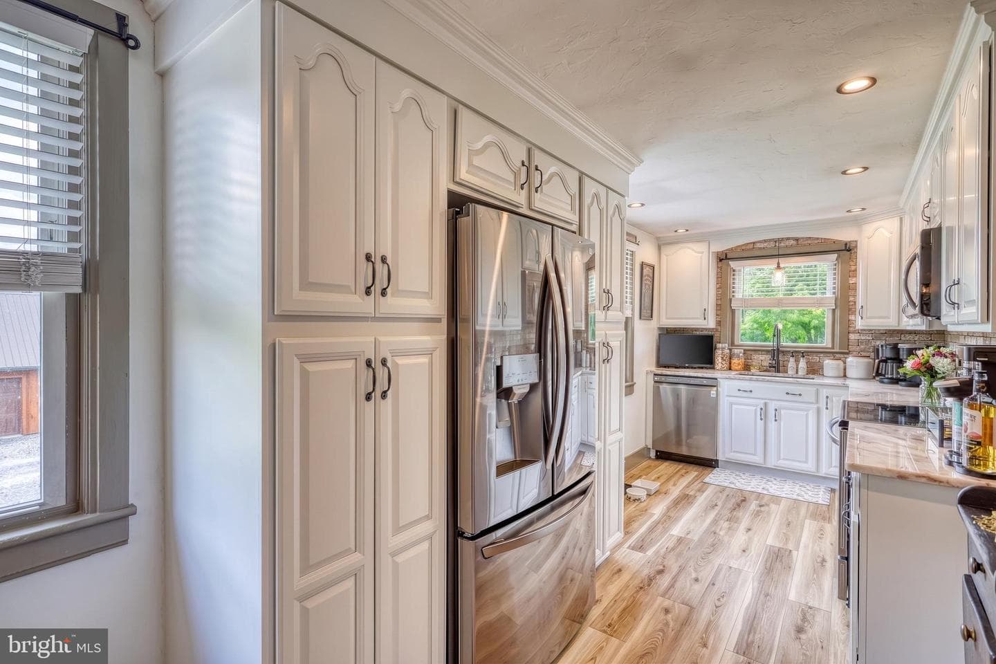 2415 Clearview Lane photo 9