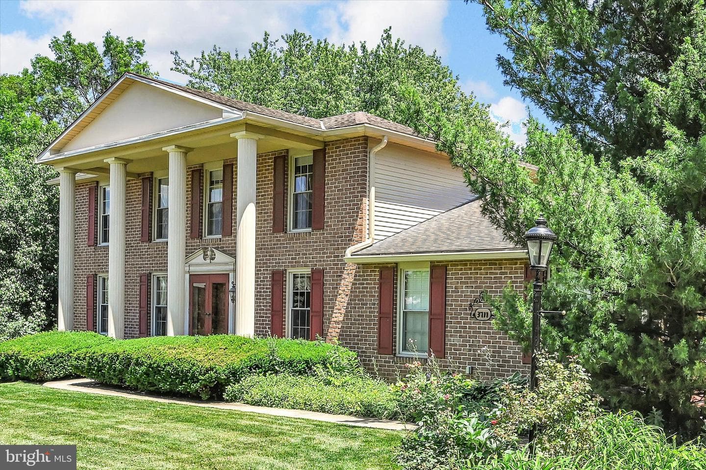3711 Cayuga Lane, York