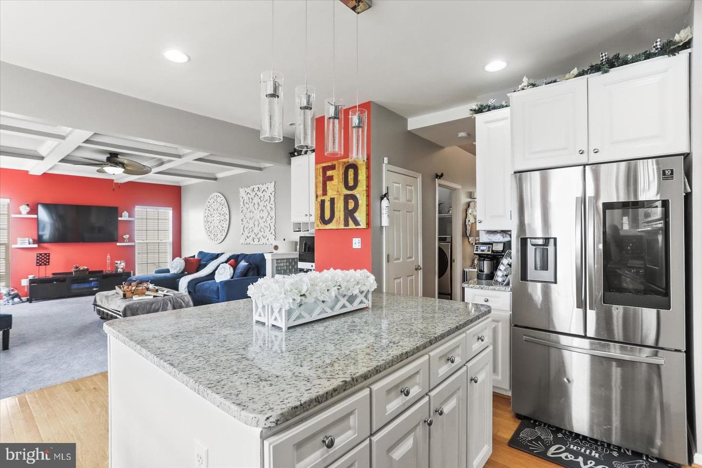 2520 Village Road photo 10