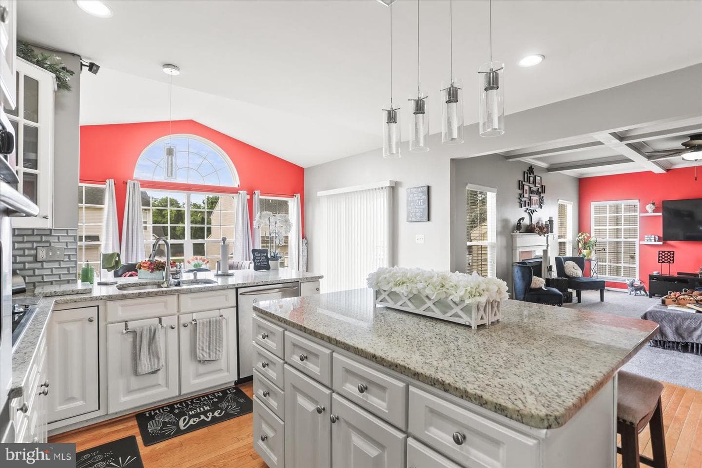 2520 Village Road photo 11