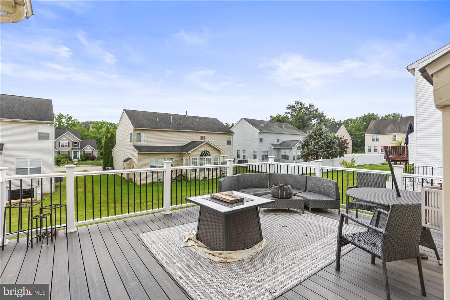 2520 Village Road photo 37