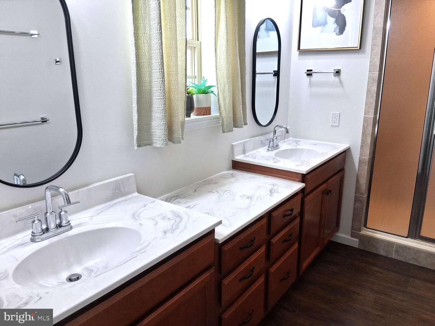 316 Hollyhock Drive photo 13