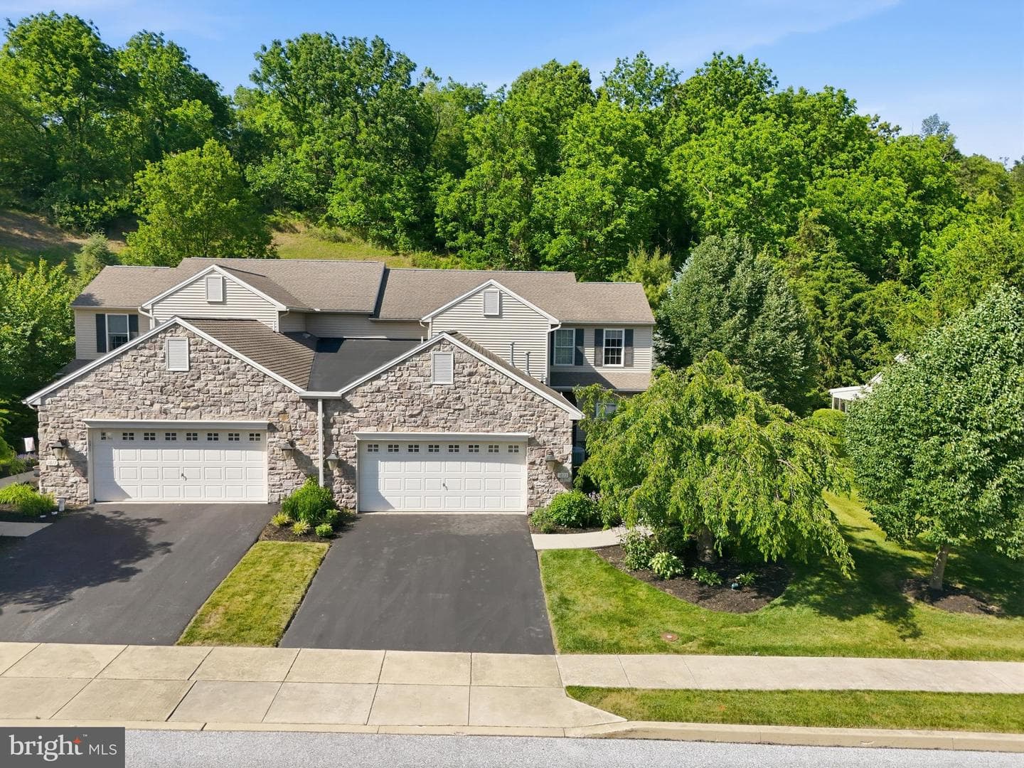 1823 Stone Hill Drive photo 56