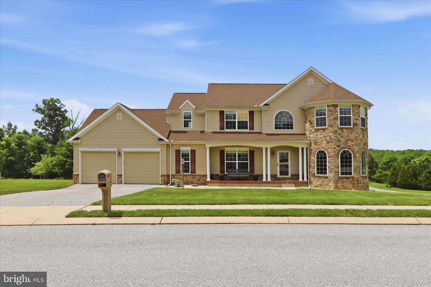 1730 Candle Ln, York