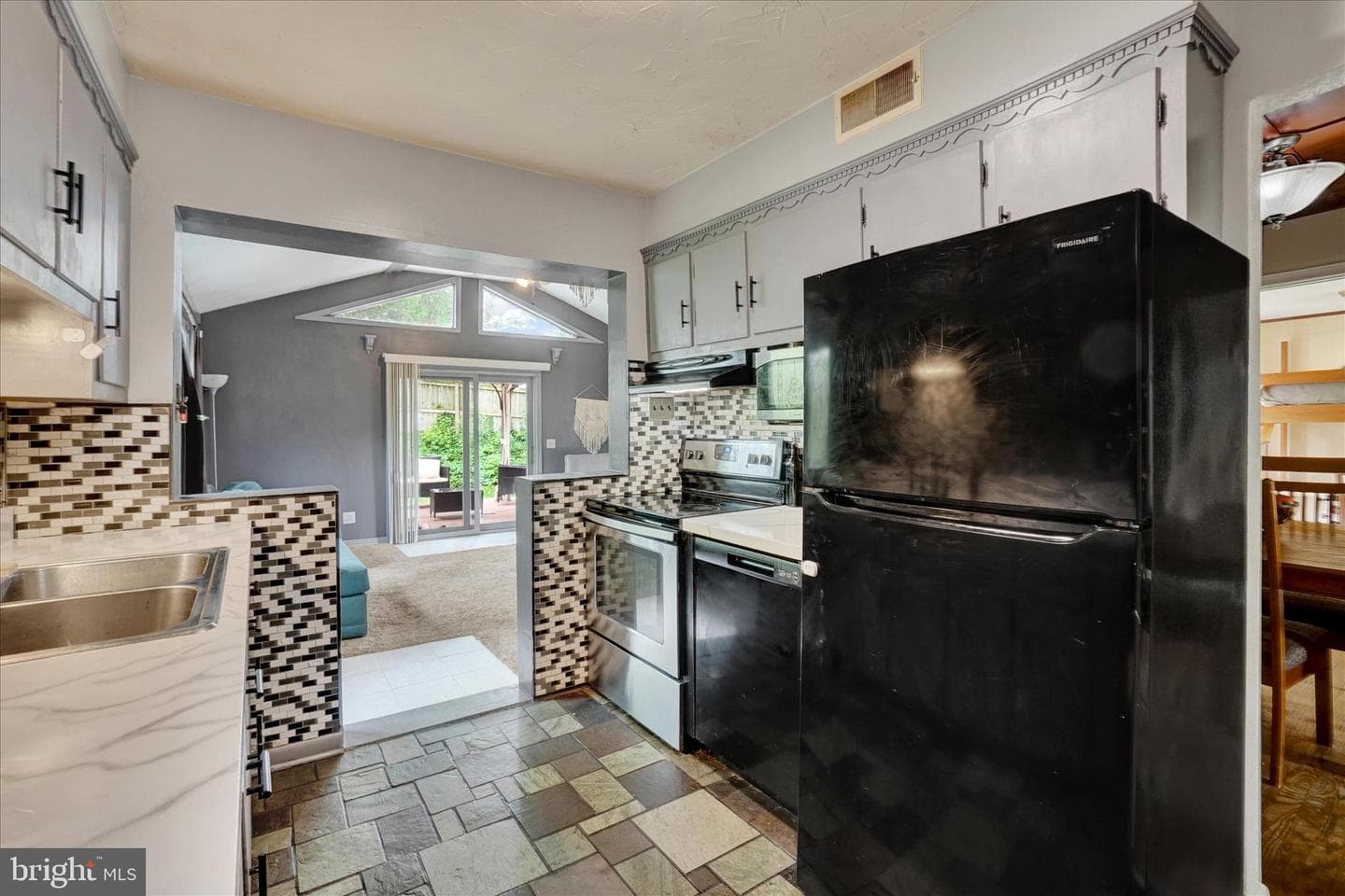 40 W Locust Lane photo 11