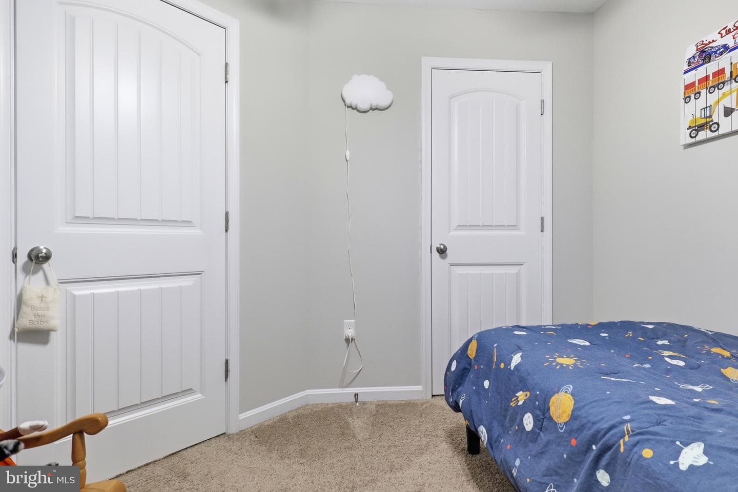 521 Charles Avenue photo 15