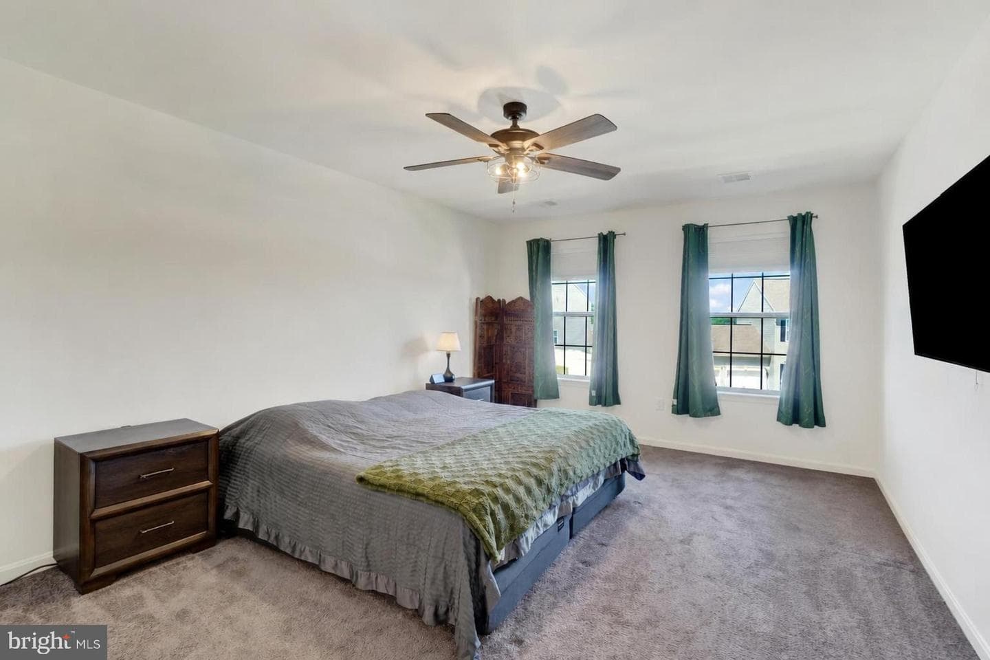 215 Thoroughbred Drive photo 17