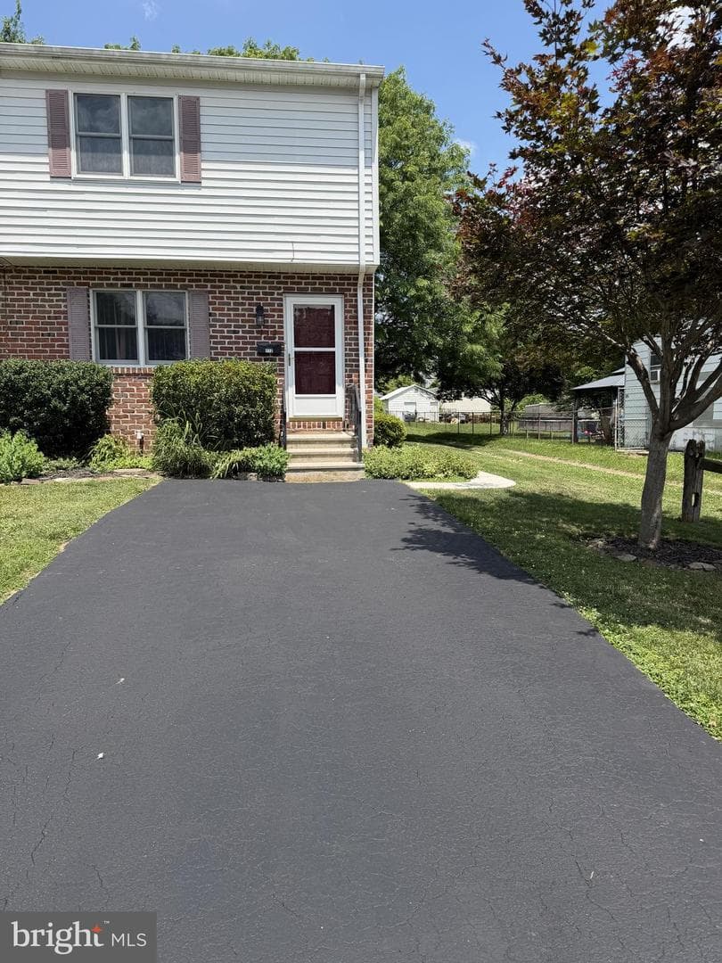 112 Charles Avenue, Hanover