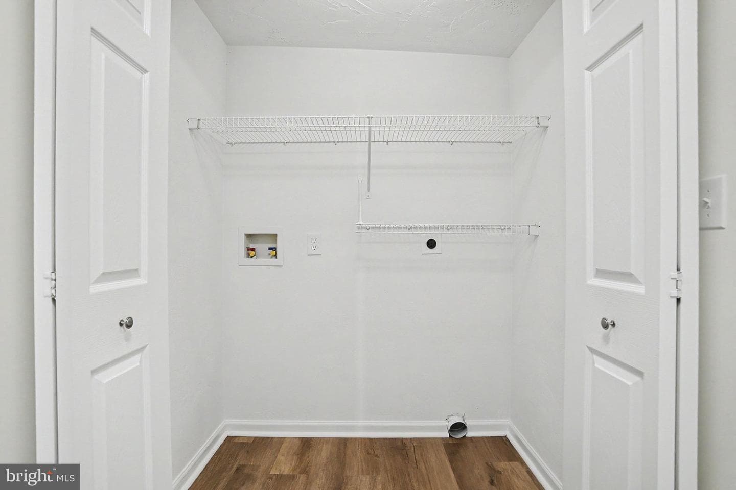 649 Baer Avenue photo 20