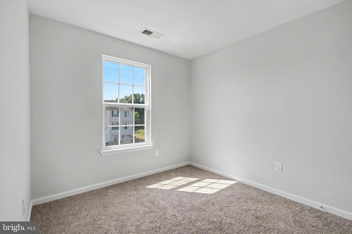 414 Charles Avenue photo 18