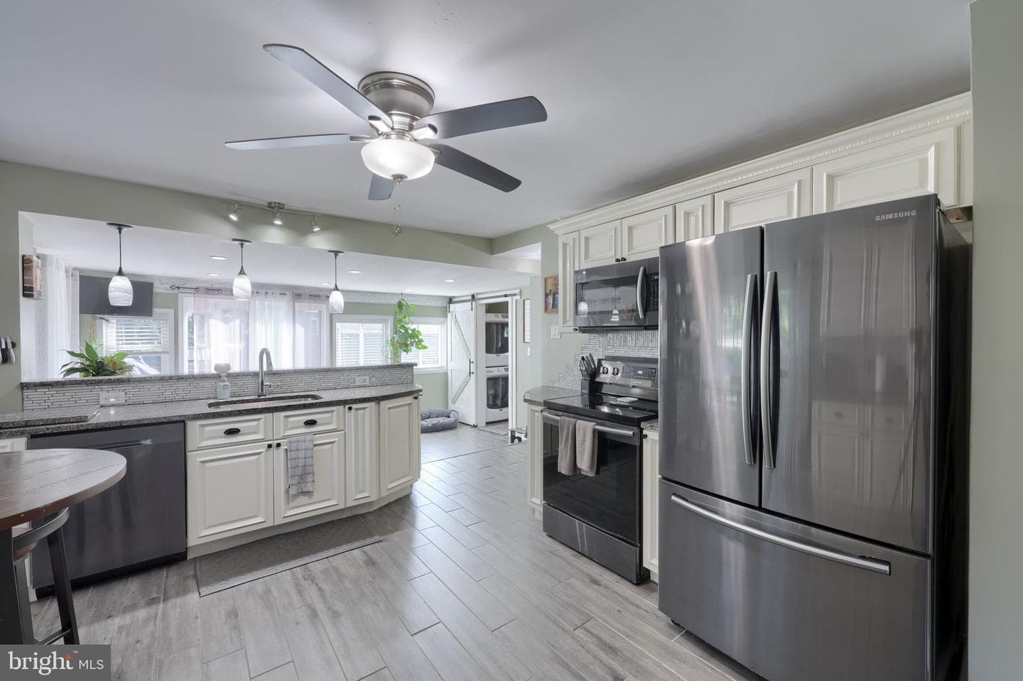 5390 Nursery Road photo 11