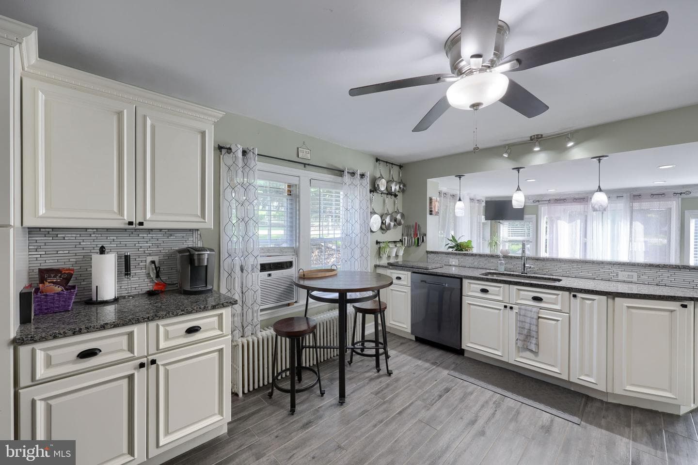 5390 Nursery Road photo 16