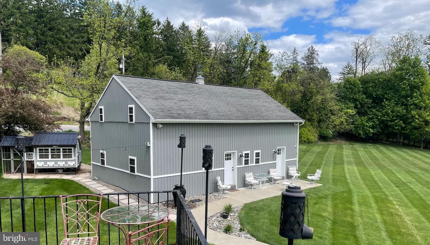 5390 Nursery Road photo 32