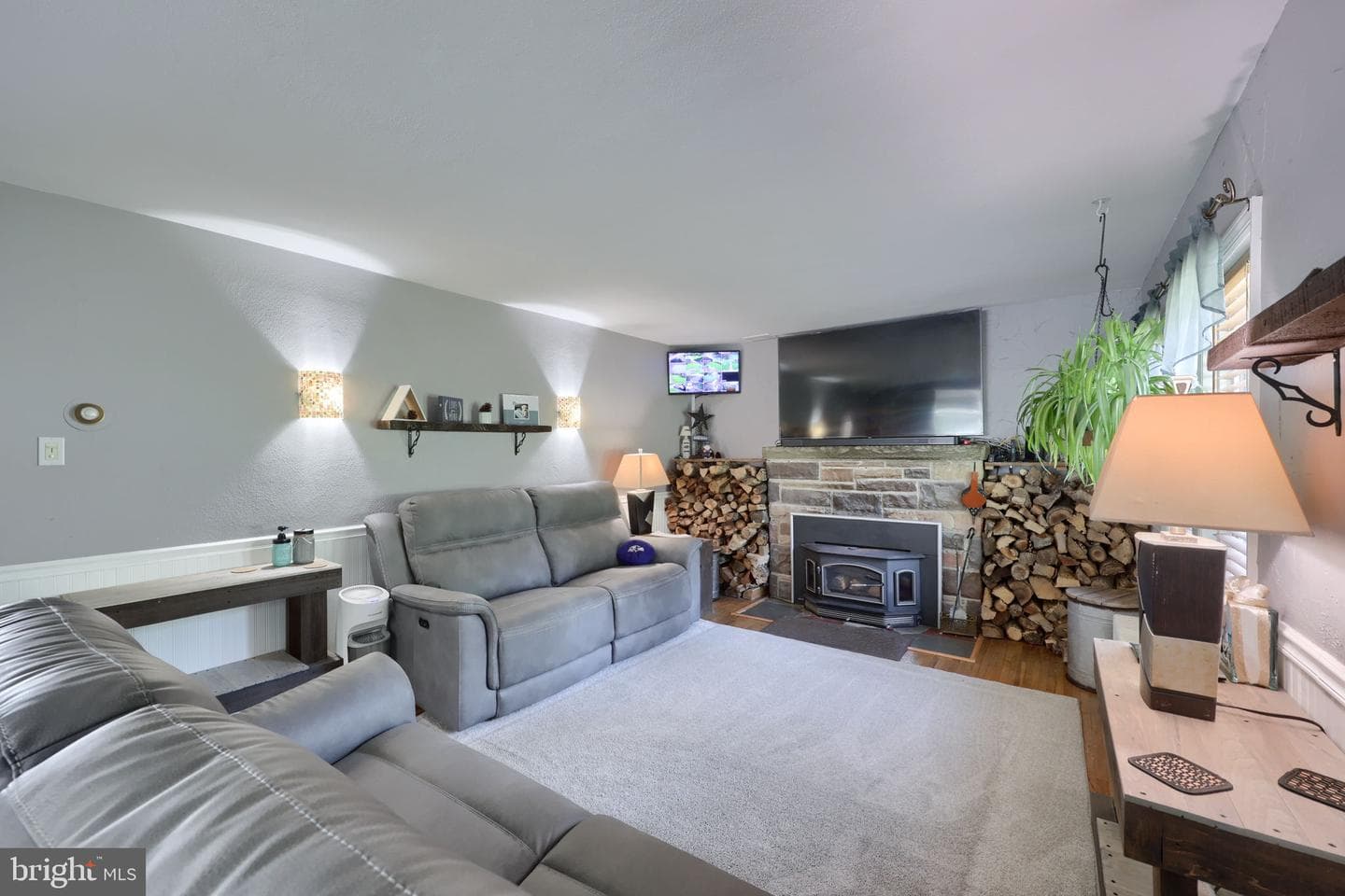 5390 Nursery Road photo 8