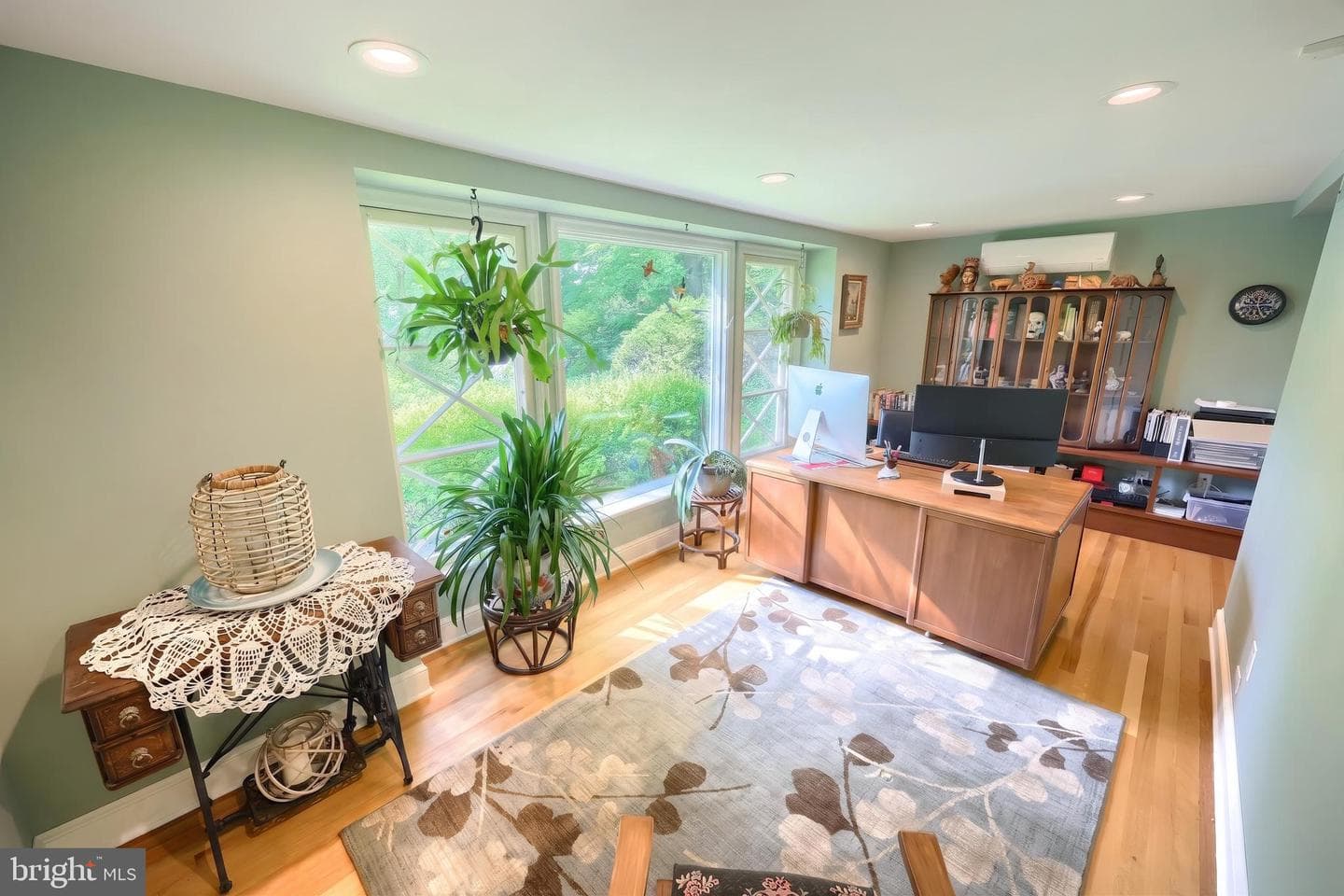 136 Rathton Road photo 25