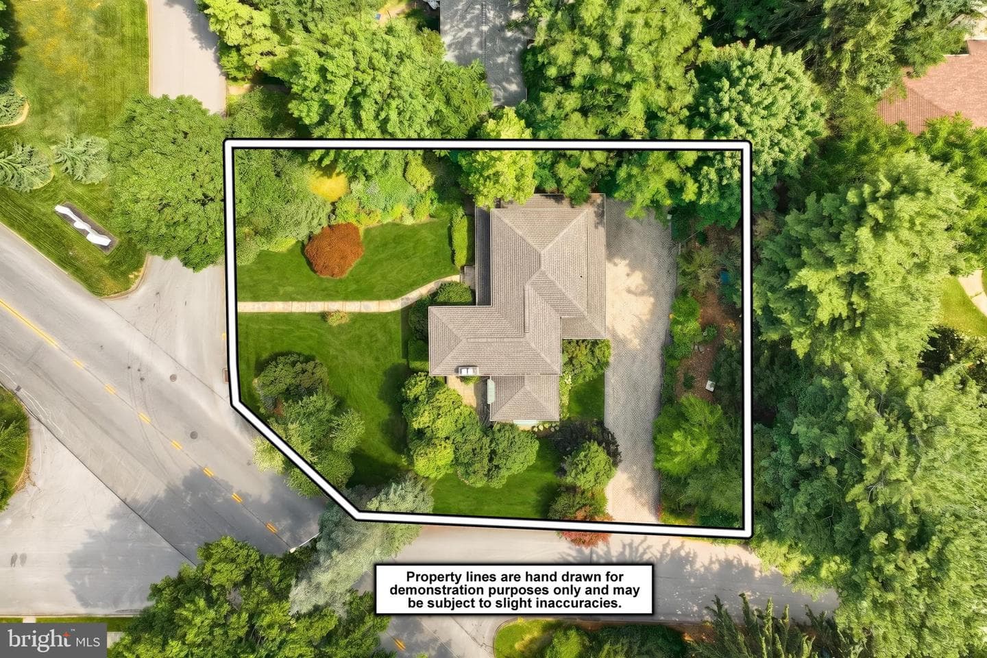 136 Rathton Road photo 4