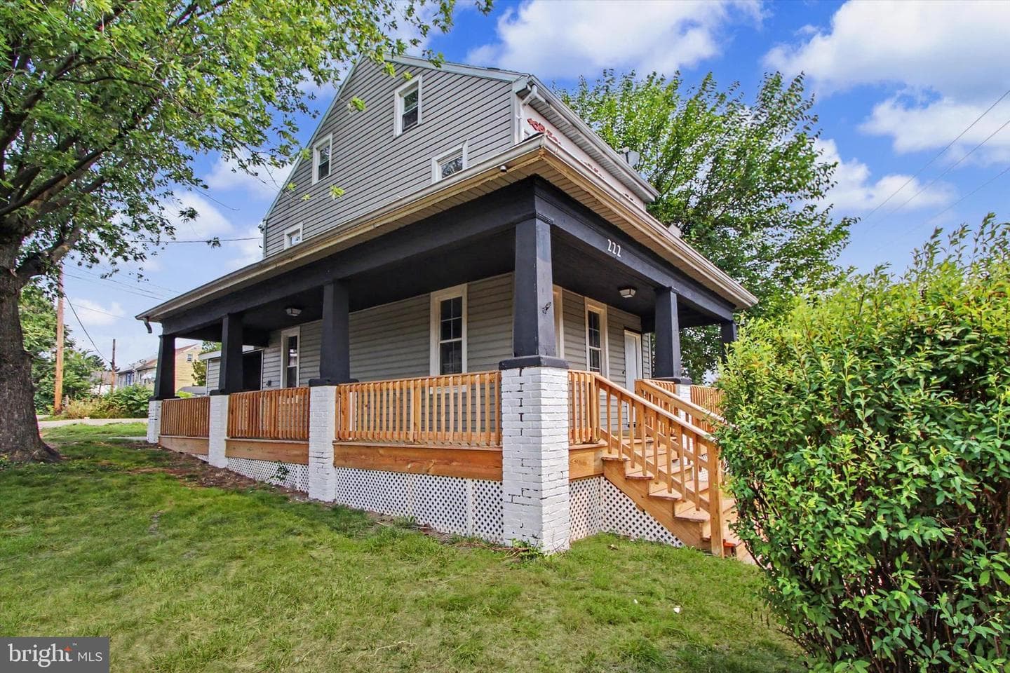 222 Cottage Hill Road, York