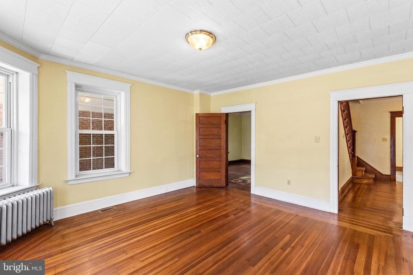 228 Baltimore St photo 9