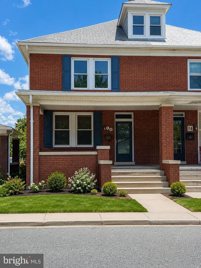 16 E Hanover Street, Hanover