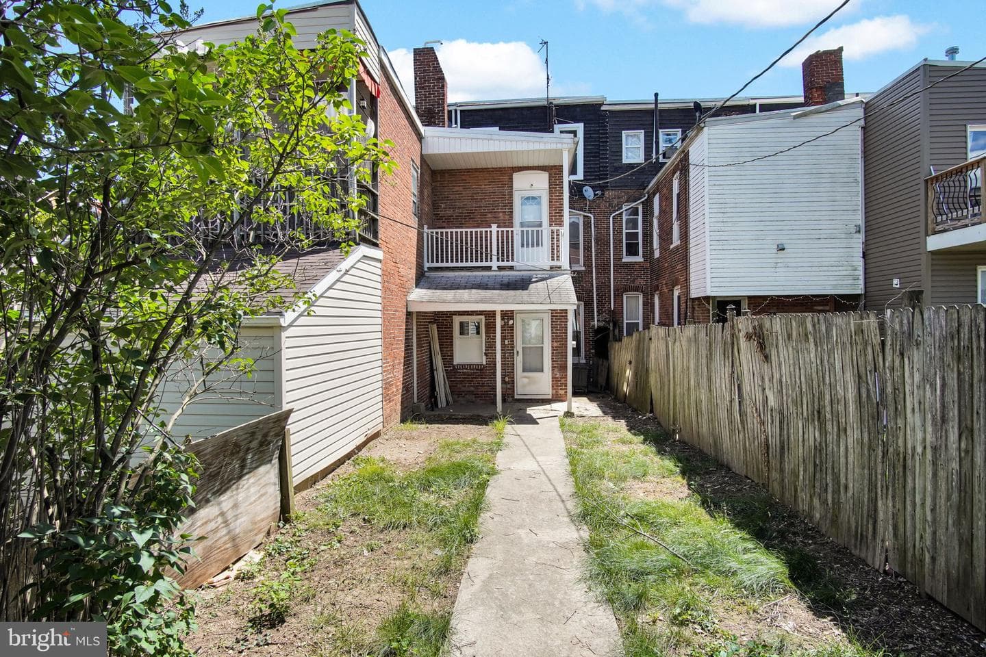 1122 N George Street photo 10